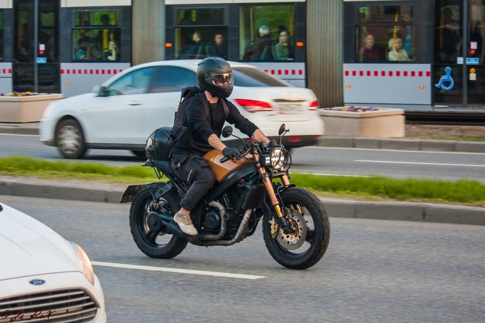 Honda Bros Custom Scrambler